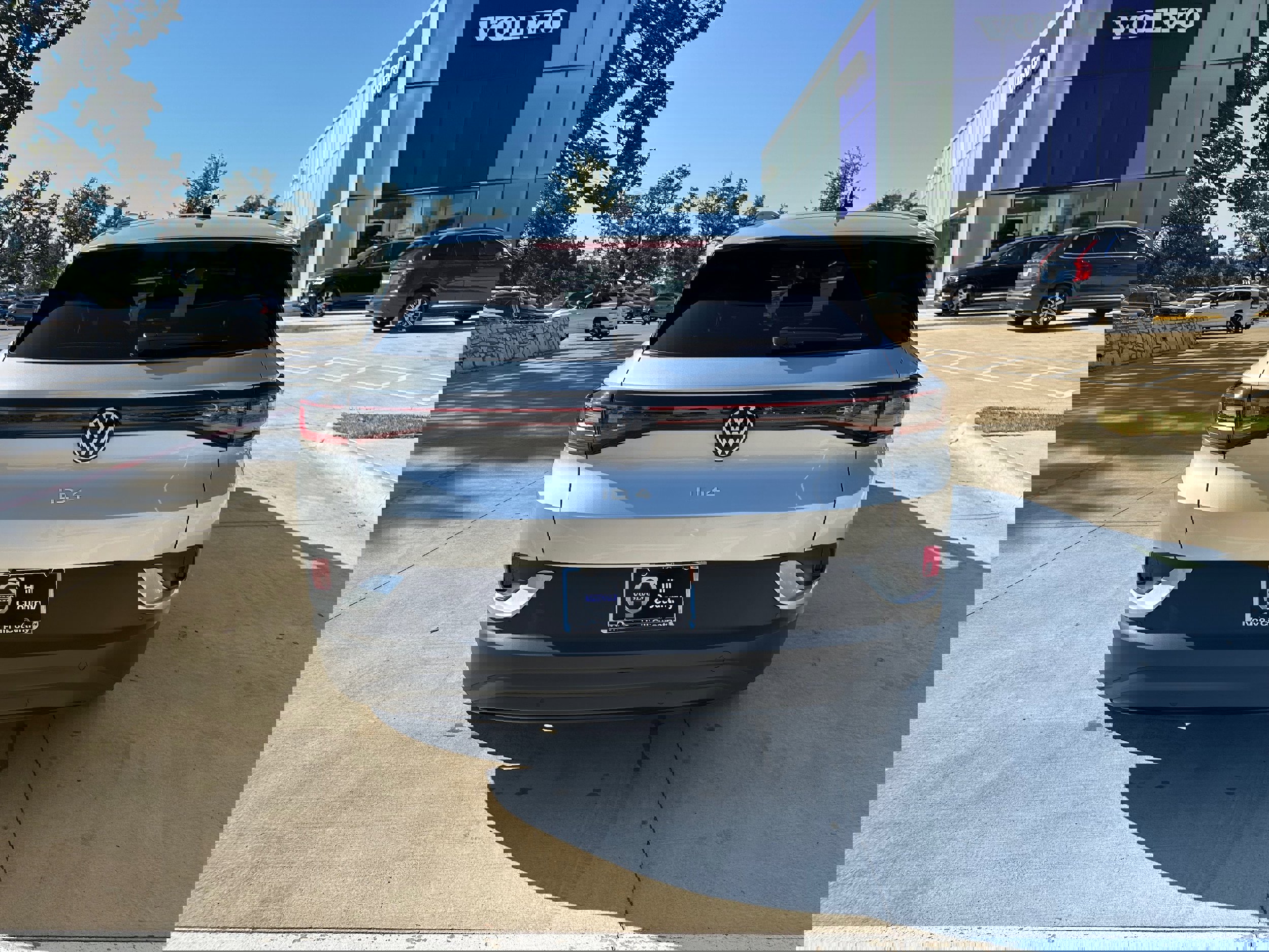 Used 2022 Volkswagen ID.4 Pro image 5