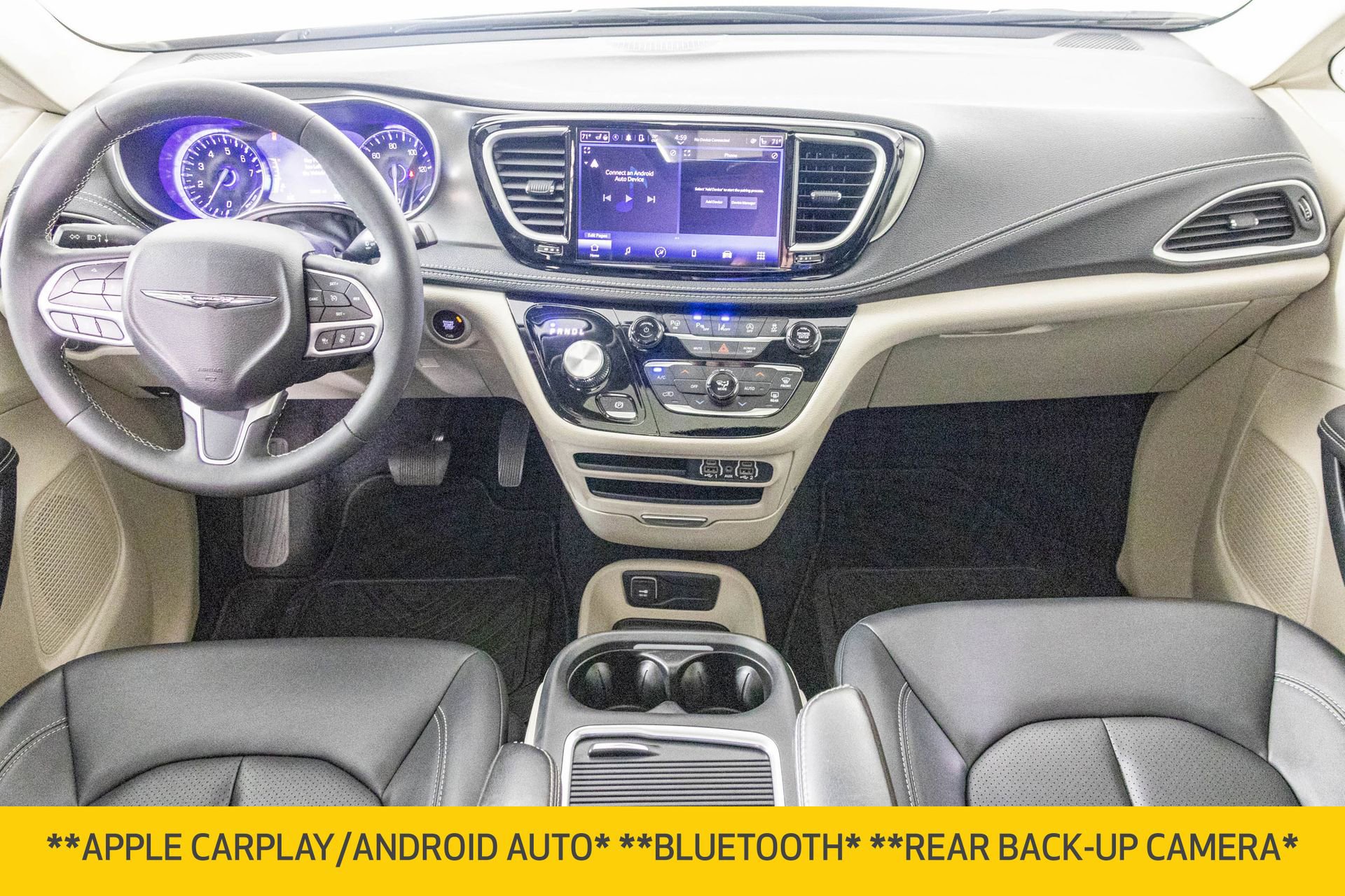 Used 2024 Chrysler Pacifica Touring-L image 5