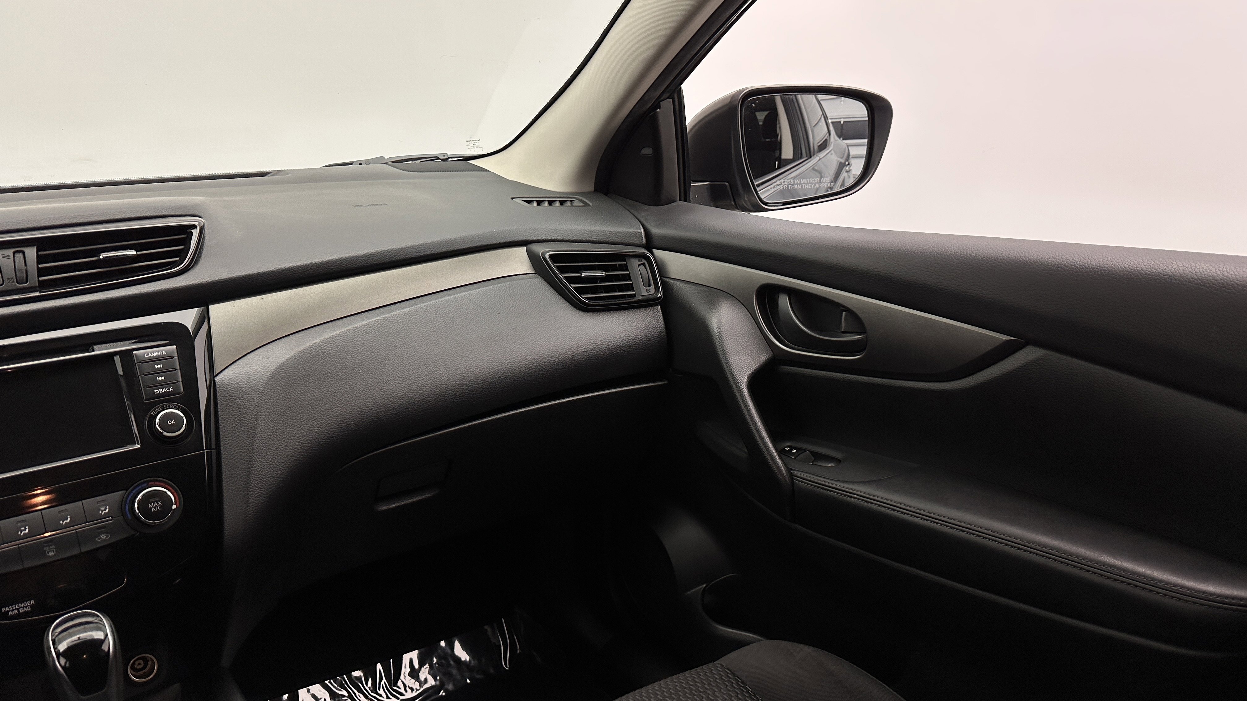 Used 2019 Nissan Rogue Sport S FWD image 28