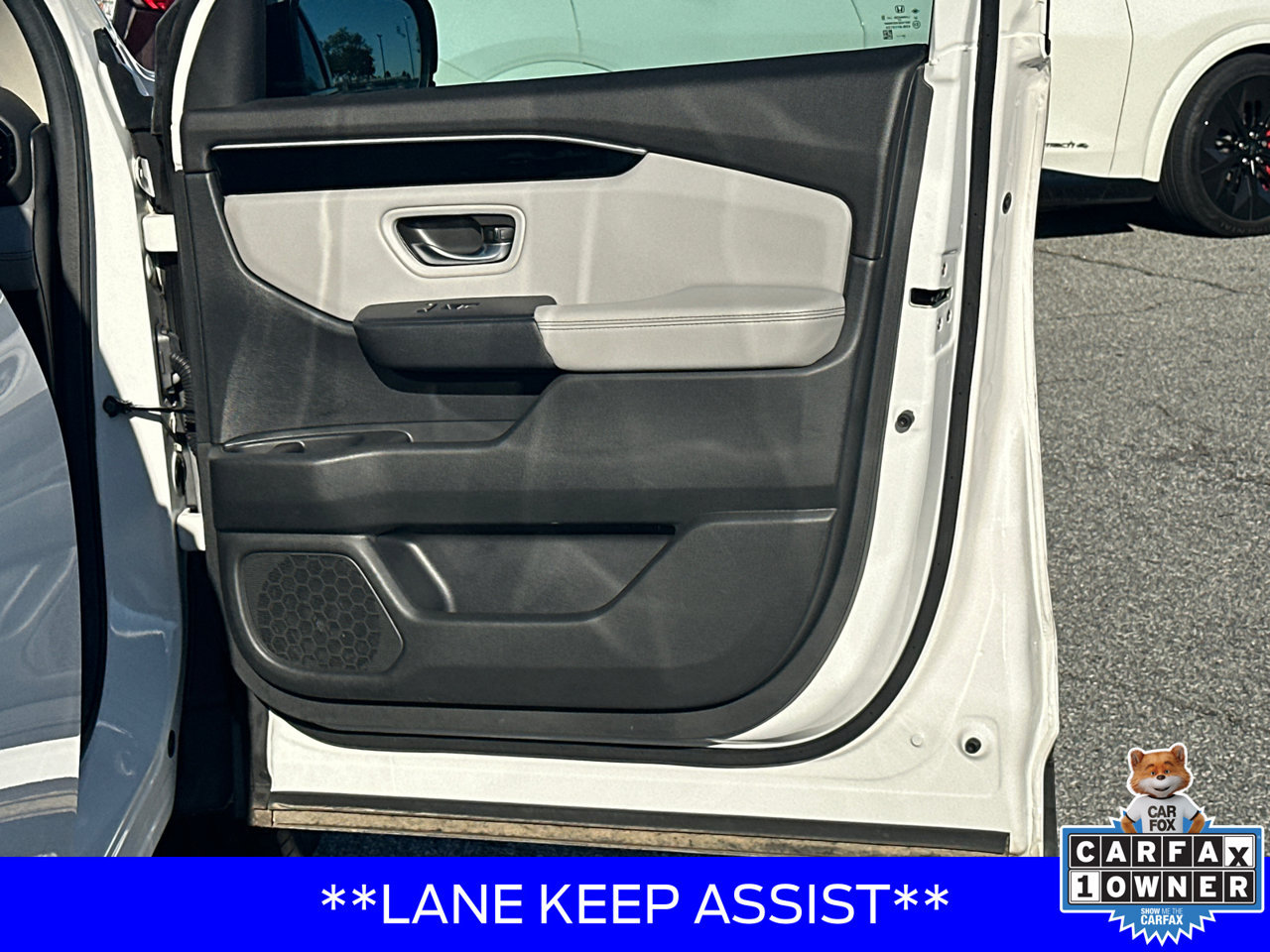 Used 2025 Honda Pilot Touring image 14