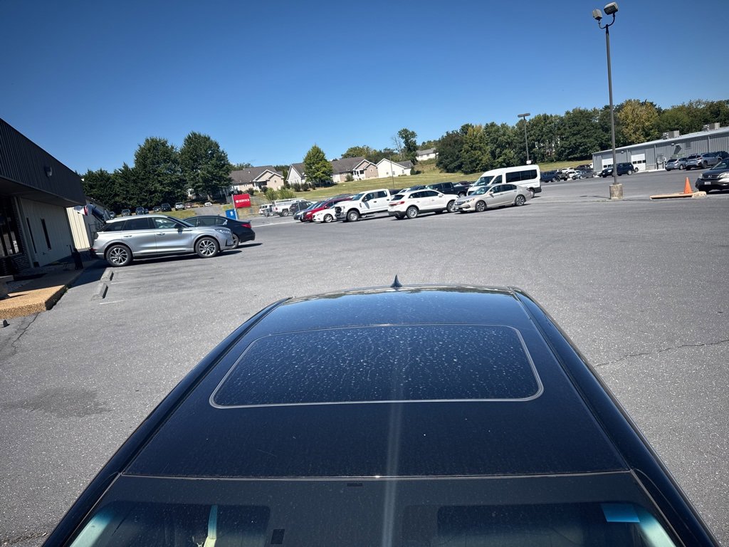 Used 2019 Lexus LS 500 AWD image 9