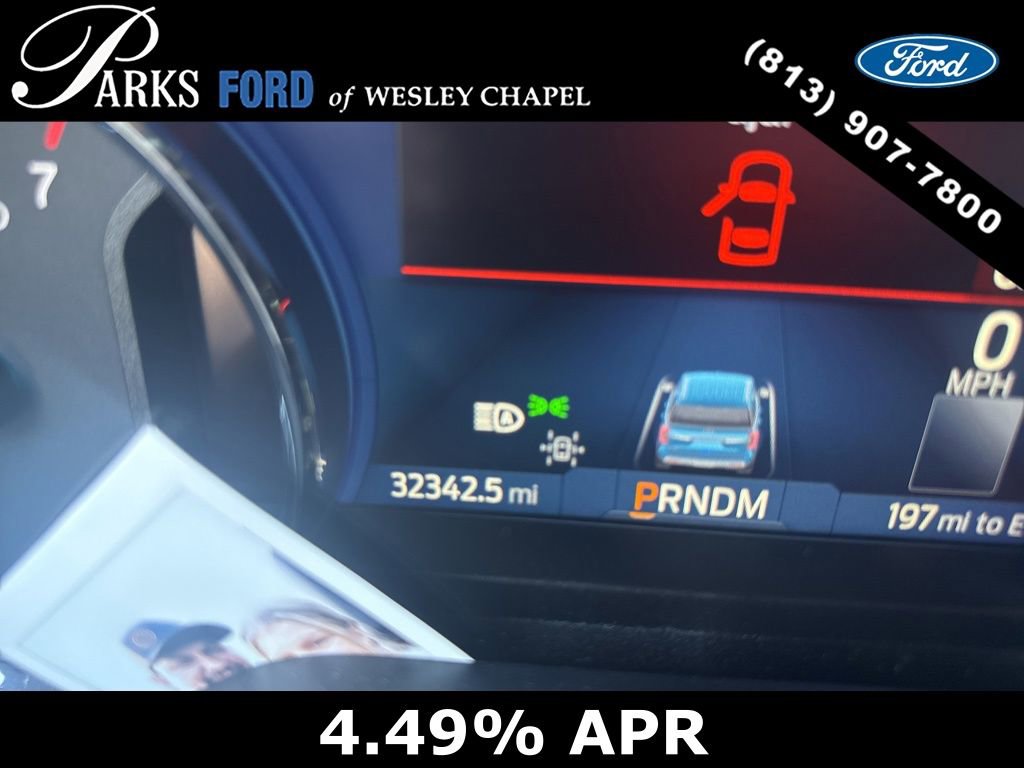 Used 2023 Ford Expedition XLT image 9