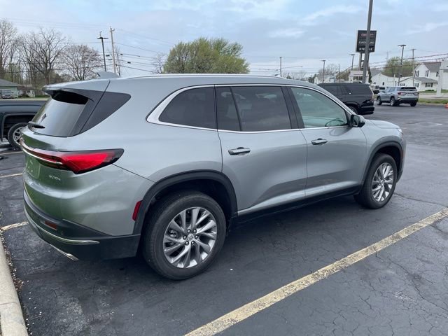 Used 2025 Buick Enclave Preferred AWD/4WD image 7