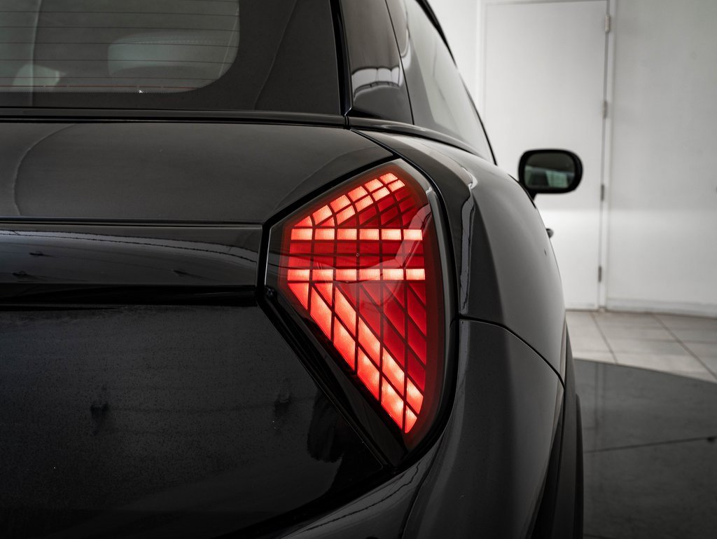 Certified 2025 MINI Cooper S image 9