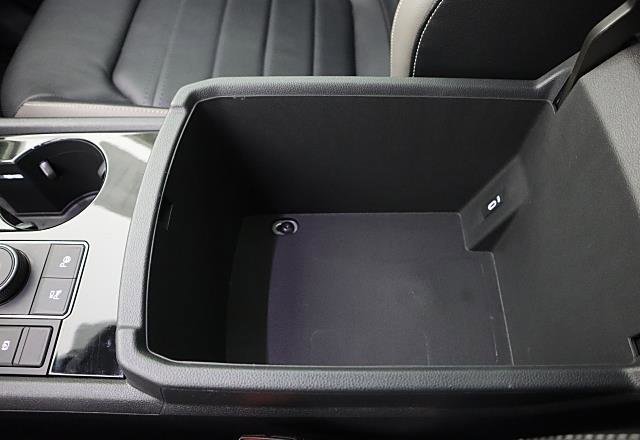 Used 2021 Volkswagen Atlas SEL Premium image 35