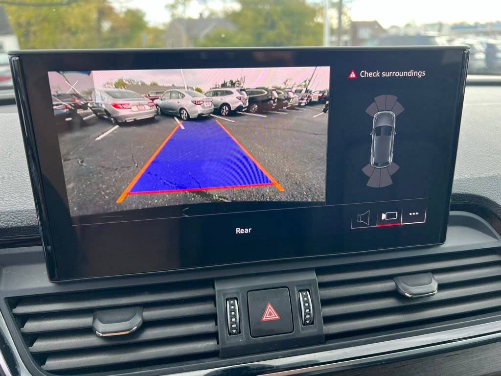 Used 2023 Audi Q5 2.0T Premium w/ Convenience Package image 21