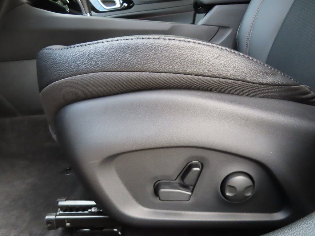 New 2026 Jeep Compass Trailhawk w/ Sun, Sound & Navigation Group image 10