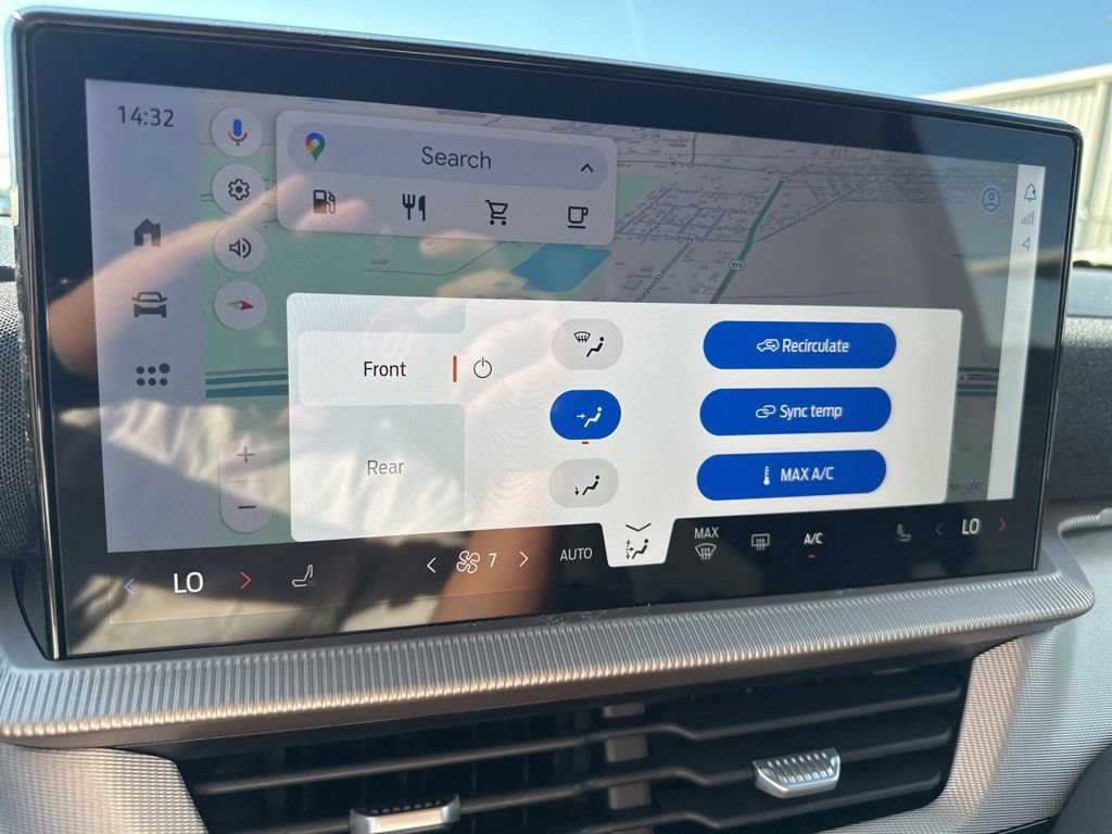 New 2026 Ford Explorer Active image 25