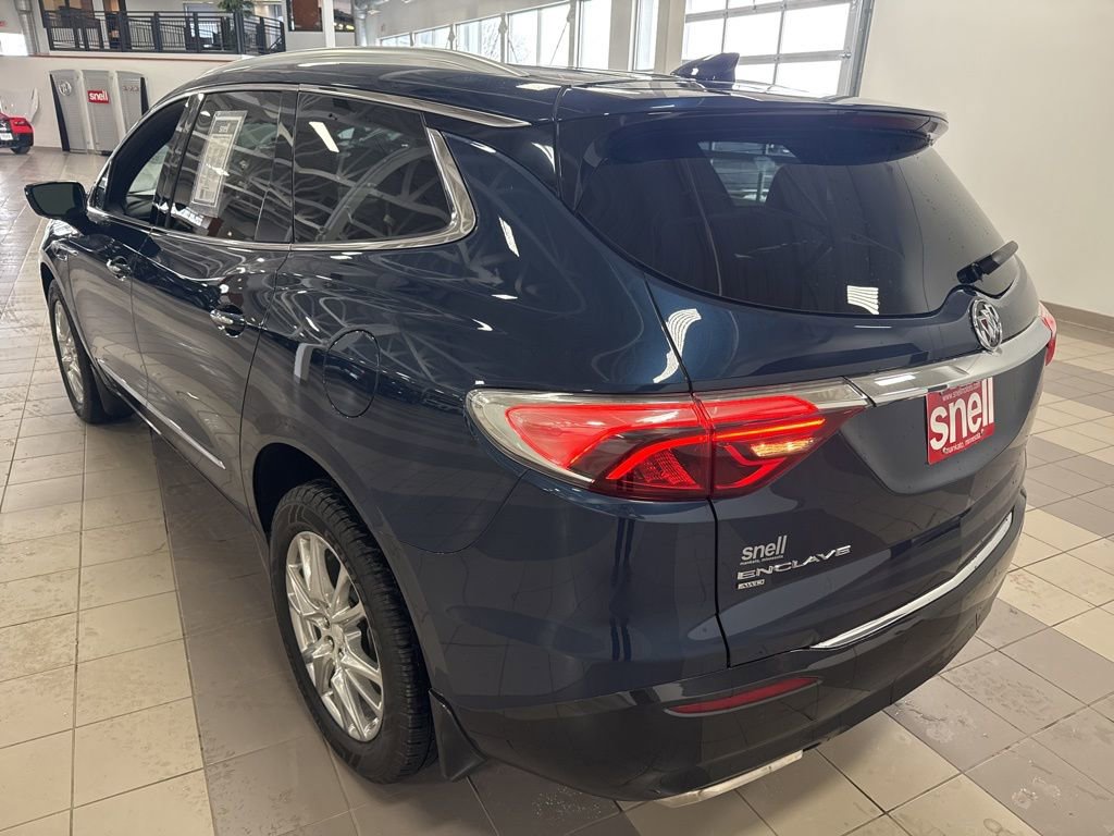 Used 2022 Buick Enclave Premium w/ Experience Buick Package AWD/4WD image 3