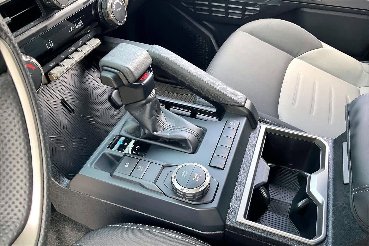 Used 2025 Toyota Tacoma TRD Sport RWD image 18