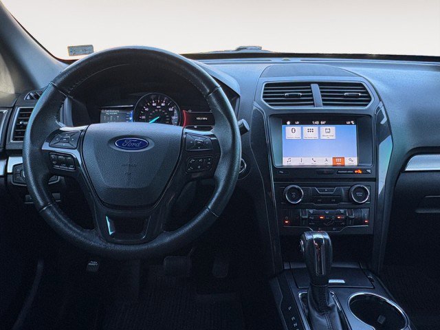 Used 2018 Ford Explorer XLT w/ Equipment Group 202A image 12