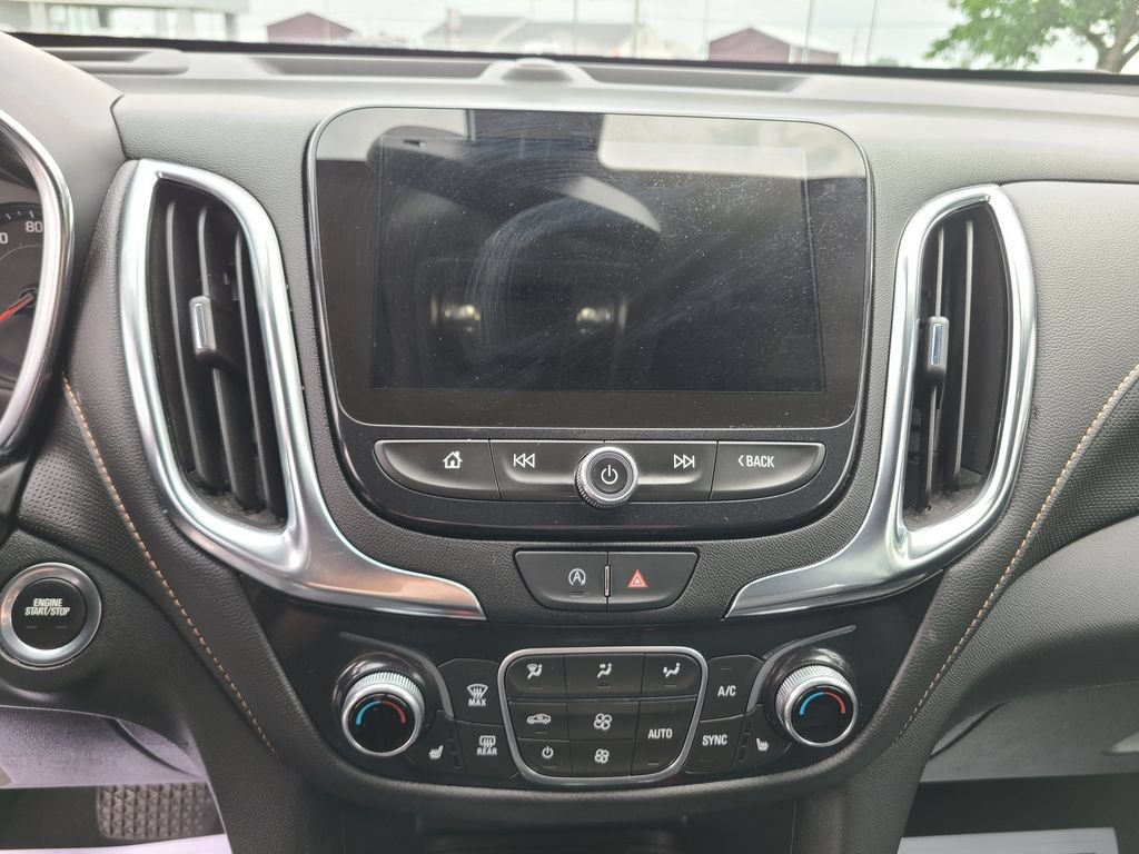 Used 2024 Chevrolet Equinox Premier AWD/4WD image 25