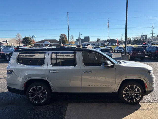 Used 2024 Jeep Grand Wagoneer Series III w/ Rear Seat Video Group 1 image 8