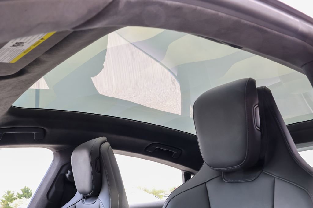 Certified 2022 Porsche Taycan GTS image 46