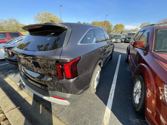 Used 2025 Kia Sorento LX image 13