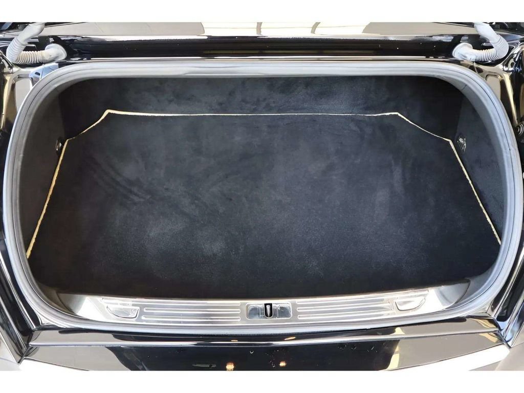Used 2014 Bentley Mulsanne RWD image 11