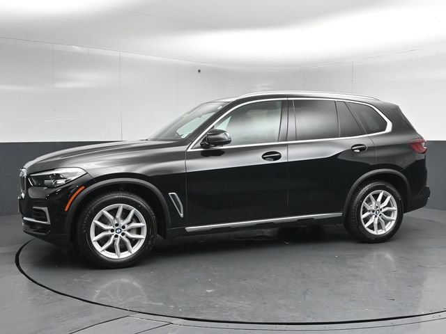 Used 2023 BMW X5 xDrive40i w/ Premium Package AWD/4WD image 4