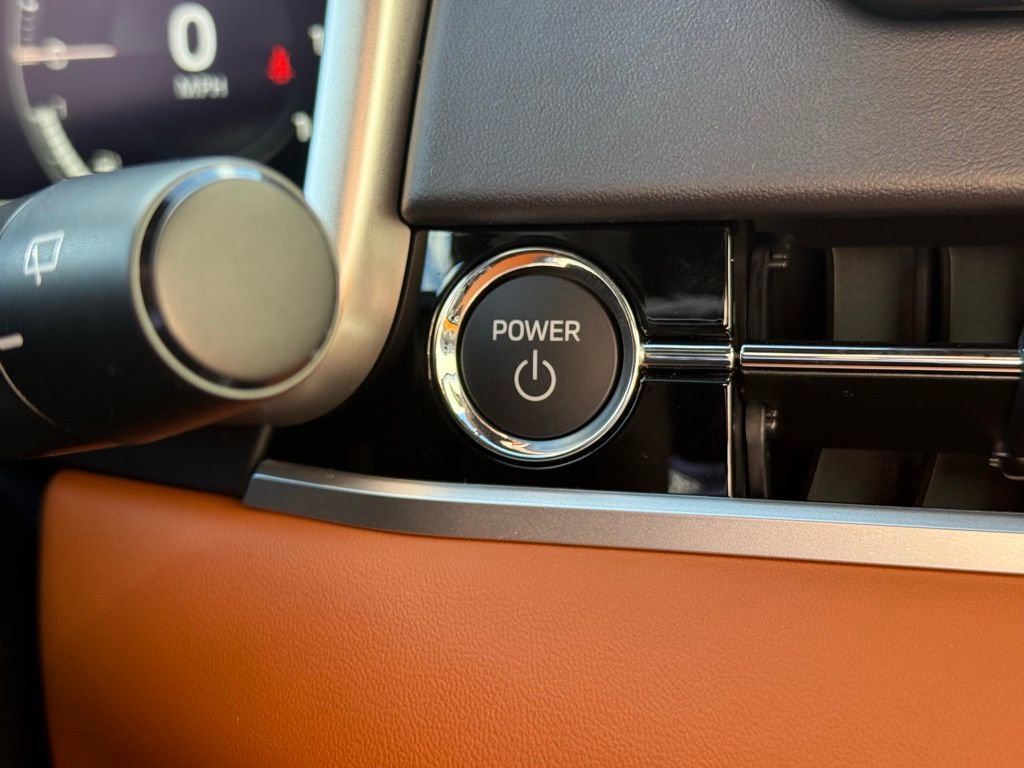 New 2025 Mitsubishi Outlander SEL AWD/4WD image 12