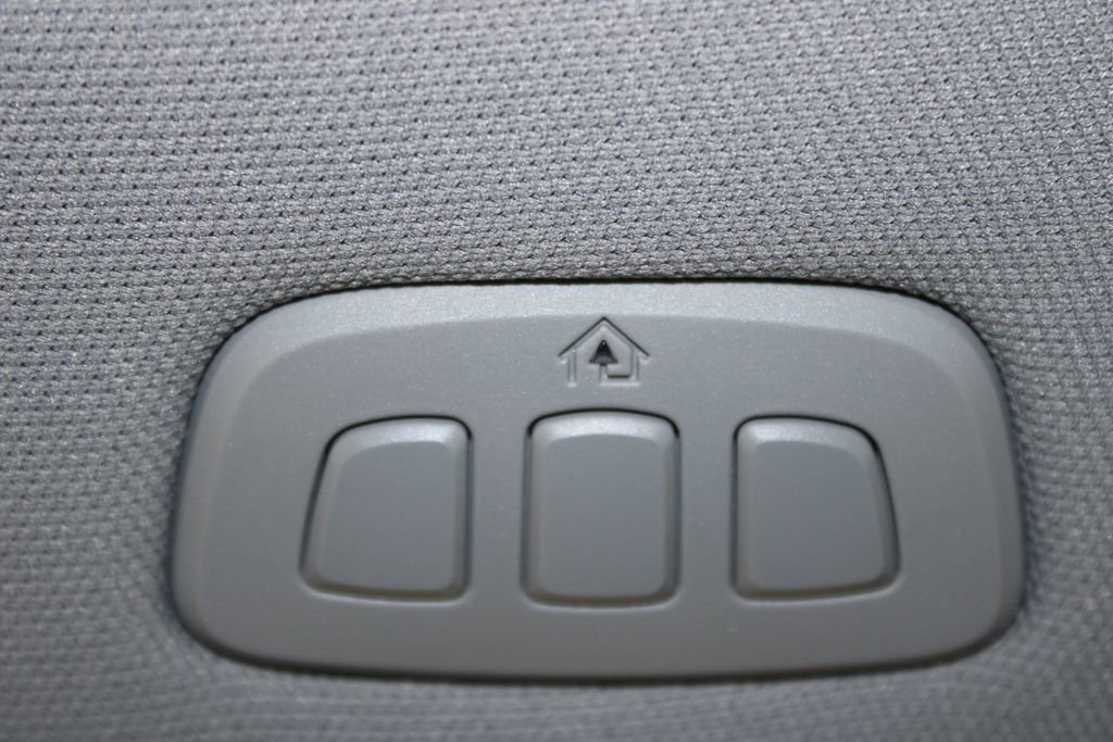 New 2026 Ford F250 Lariat w/ Black Appearance Package image 55