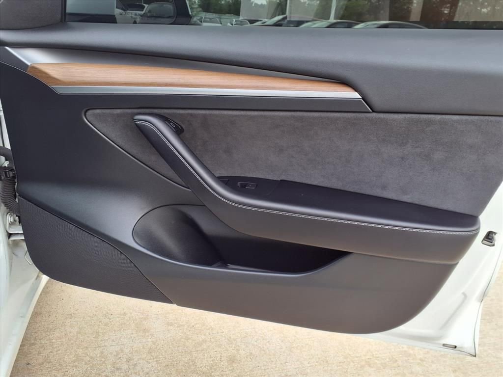 Used 2023 Tesla Model 3 Long Range image 10