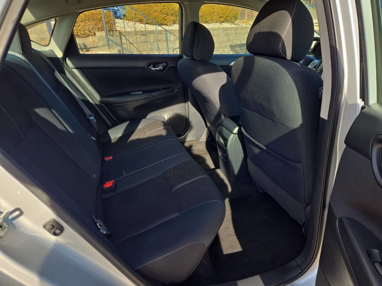 Used 2016 Nissan Sentra S image 20
