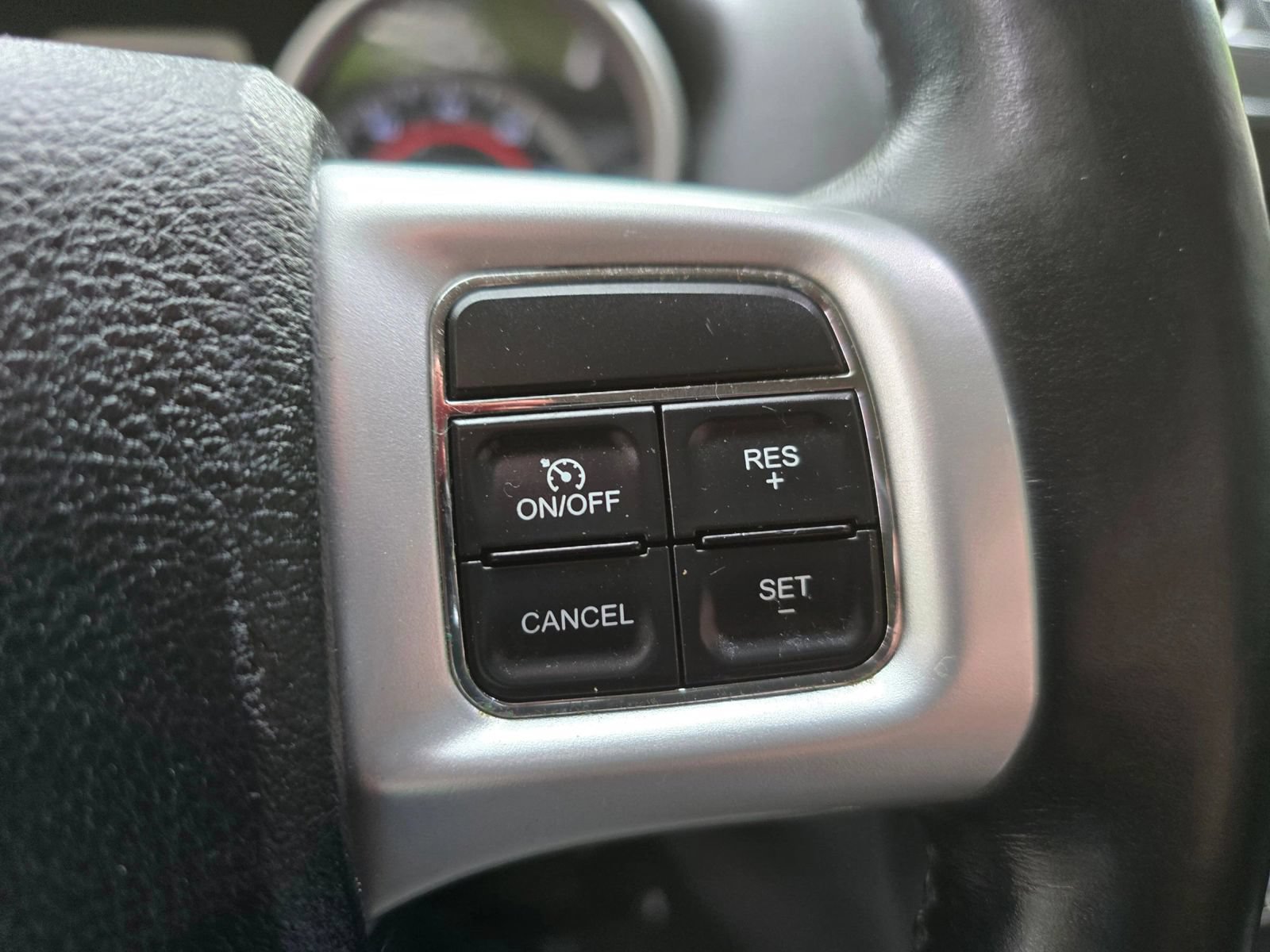 Used 2013 Dodge Journey SXT w/ Flexible Seating Group FWD image 28