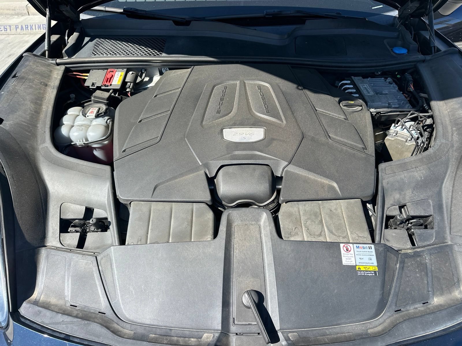 Used 2021 Porsche Cayenne S AWD/4WD image 10