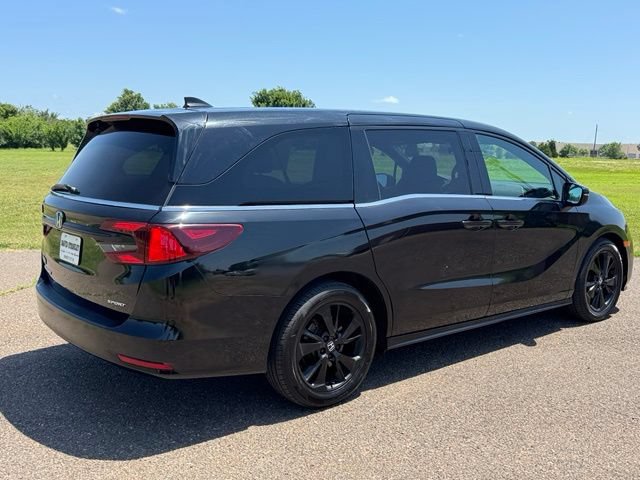 Used 2023 Honda Odyssey Sport image 6