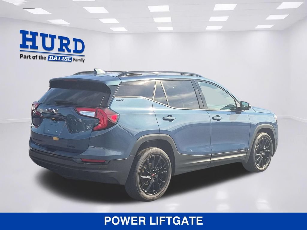Used 2024 GMC Terrain SLT w/ Infotainment Package II AWD/4WD image 3