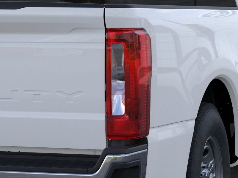 New 2026 Ford F250 XL w/ XL Chrome Package RWD image 43