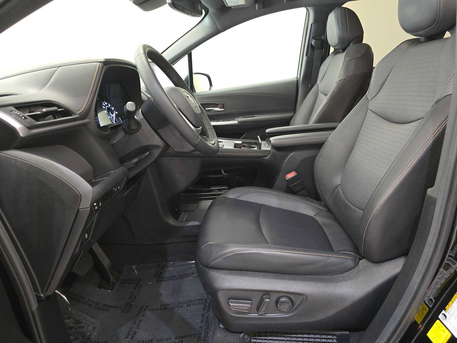 Certified 2024 Toyota Sienna XLE Woodland Edition AWD/4WD image 21