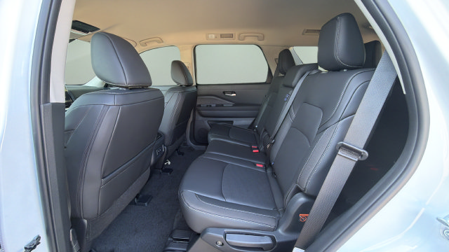 New 2026 Nissan Pathfinder SL AWD/4WD image 24