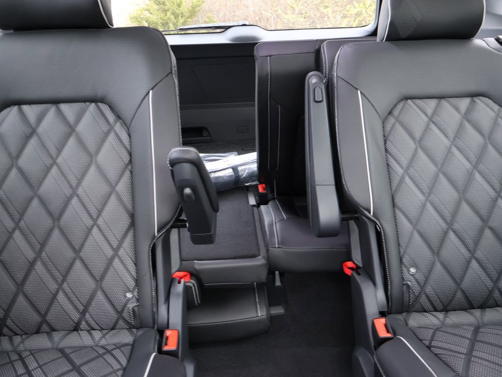 New 2026 Volkswagen Atlas SEL Premium R-Line image 14
