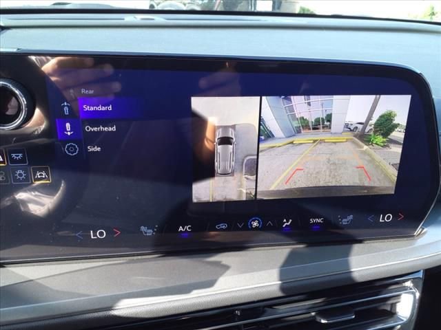 New 2024 Chevrolet Traverse LT AWD/4WD image 5