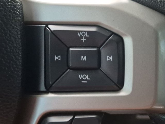 Used 2019 Ford F250 Lariat w/ Lariat Ultimate Package AWD/4WD image 14