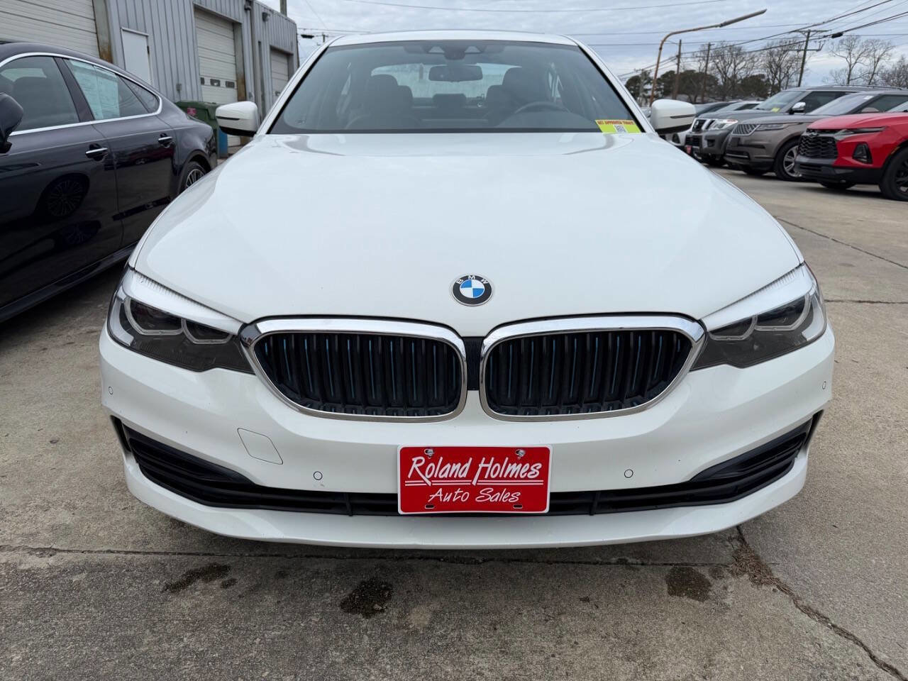 Used 2019 BMW 530e w/ Convenience Package image 3