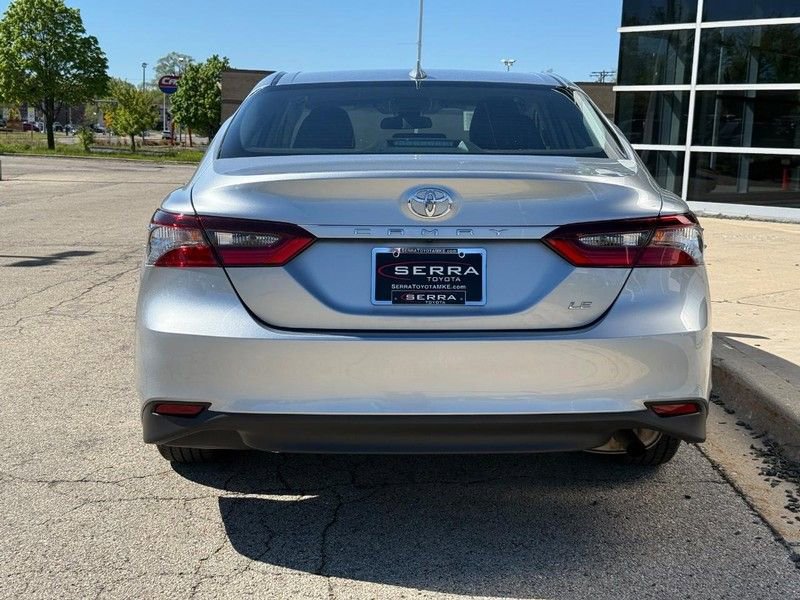 Used 2023 Toyota Camry LE FWD image 4