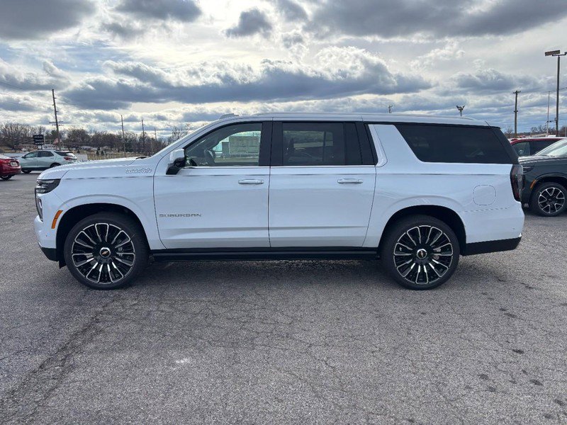 New 2026 Chevrolet Suburban High Country image 2