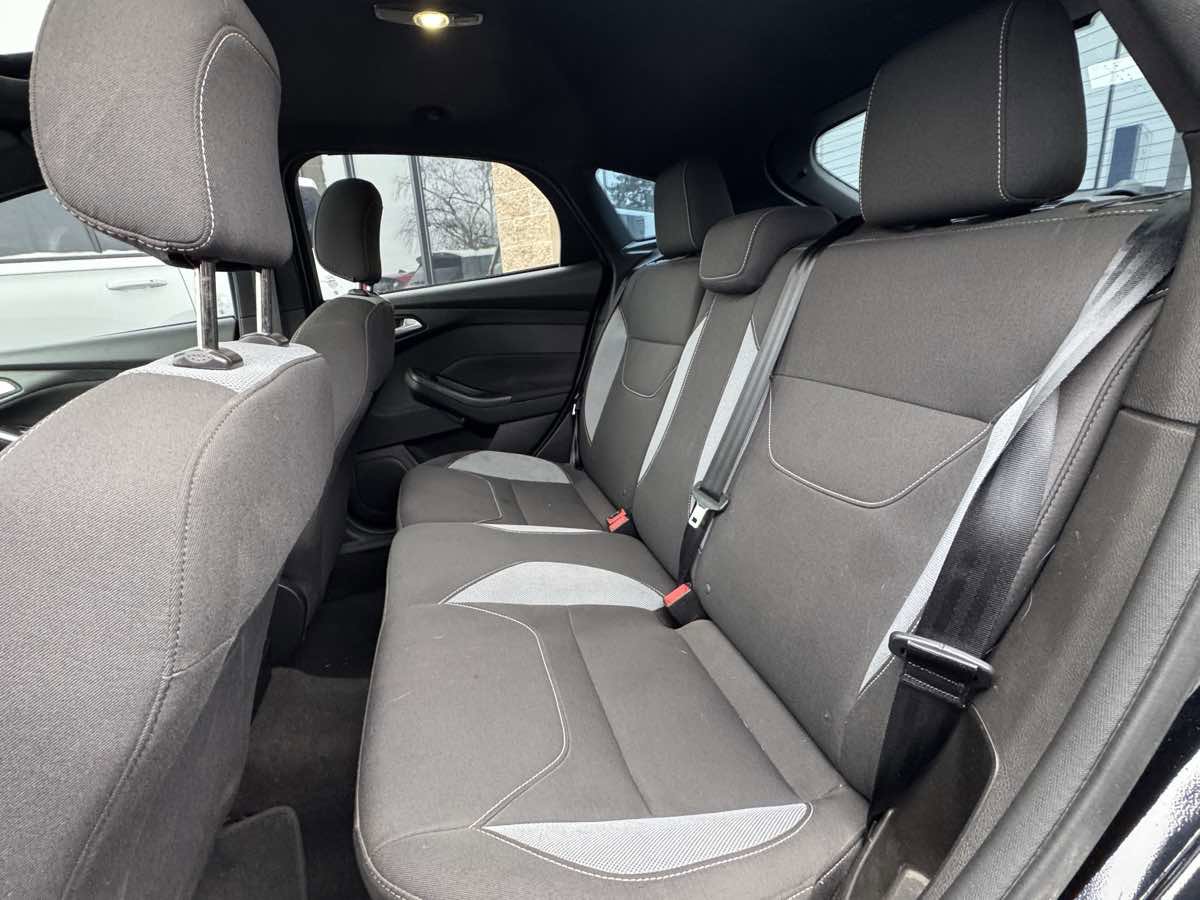 Used 2016 Ford Focus ST image 33