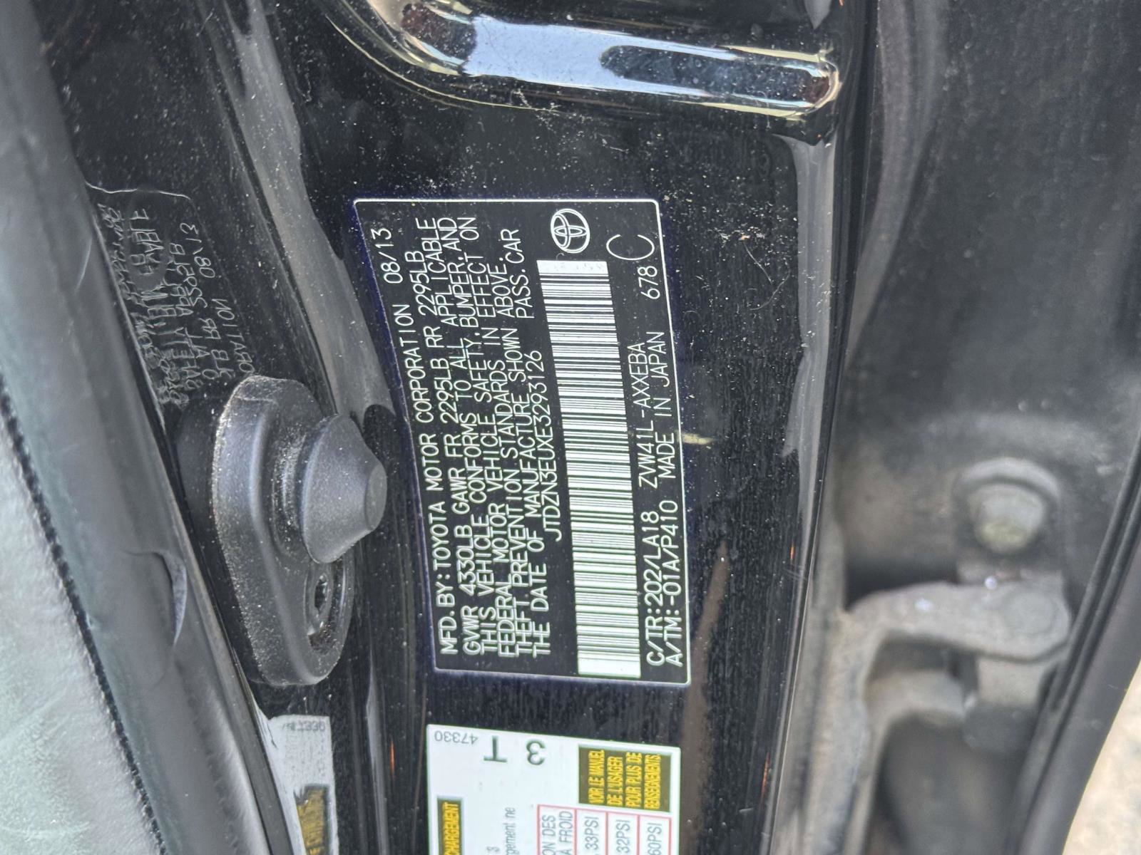 Used 2014 Toyota Prius V Five FWD image 16