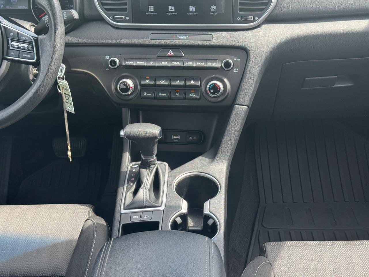 Used 2020 Kia Sportage LX image 17