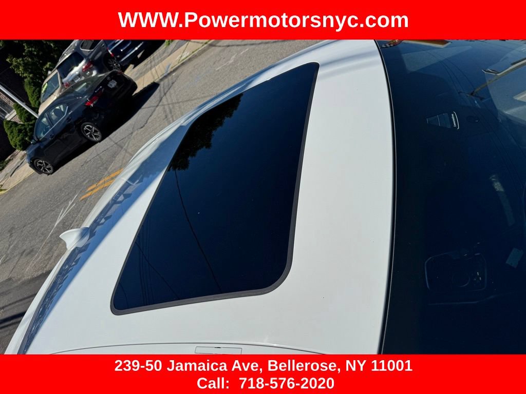 Used 2021 BMW 330i Sedan w/ Convenience Package RWD image 14