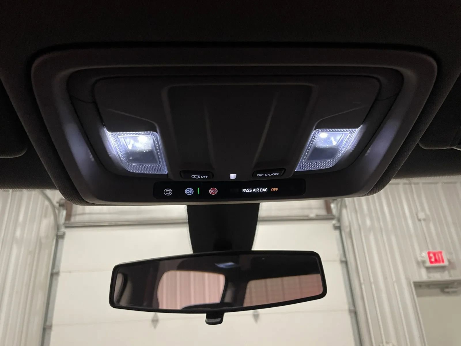 Used 2020 Chevrolet Silverado 1500 Custom w/ Custom Value Package image 32