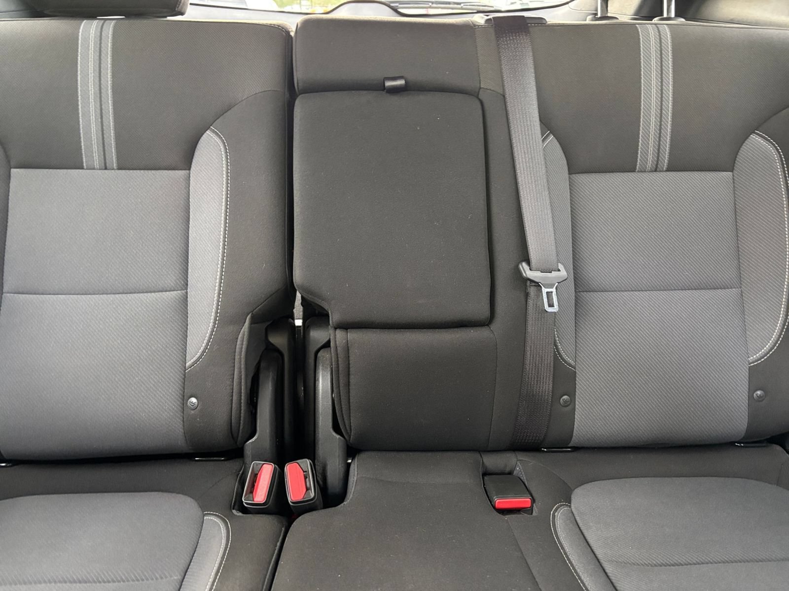 Used 2025 Chevrolet Blazer LT FWD image 38
