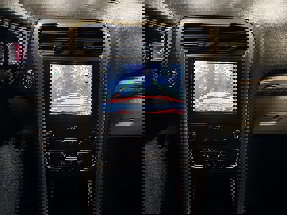 Used 2020 Ford Fusion SE image 27