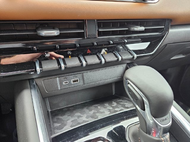 New 2026 GMC Canyon AT4 AWD/4WD image 30