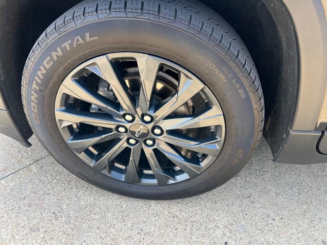 Certified 2023 Chevrolet Traverse RS w/ LPO, Floor Liner Package AWD/4WD image 11