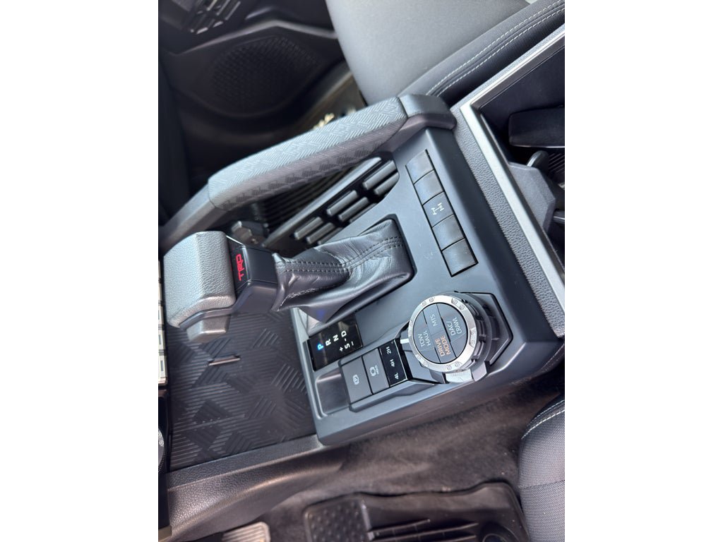 Used 2024 Toyota Tacoma TRD Off-Road AWD/4WD image 16
