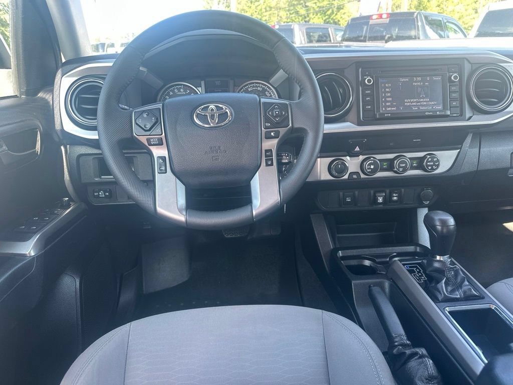Used 2019 Toyota Tacoma SR5 AWD/4WD image 16