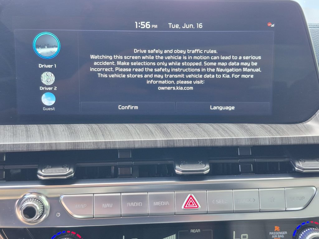Certified 2025 Kia Telluride SX w/ SX Captain's Chair Package AWD/4WD image 23